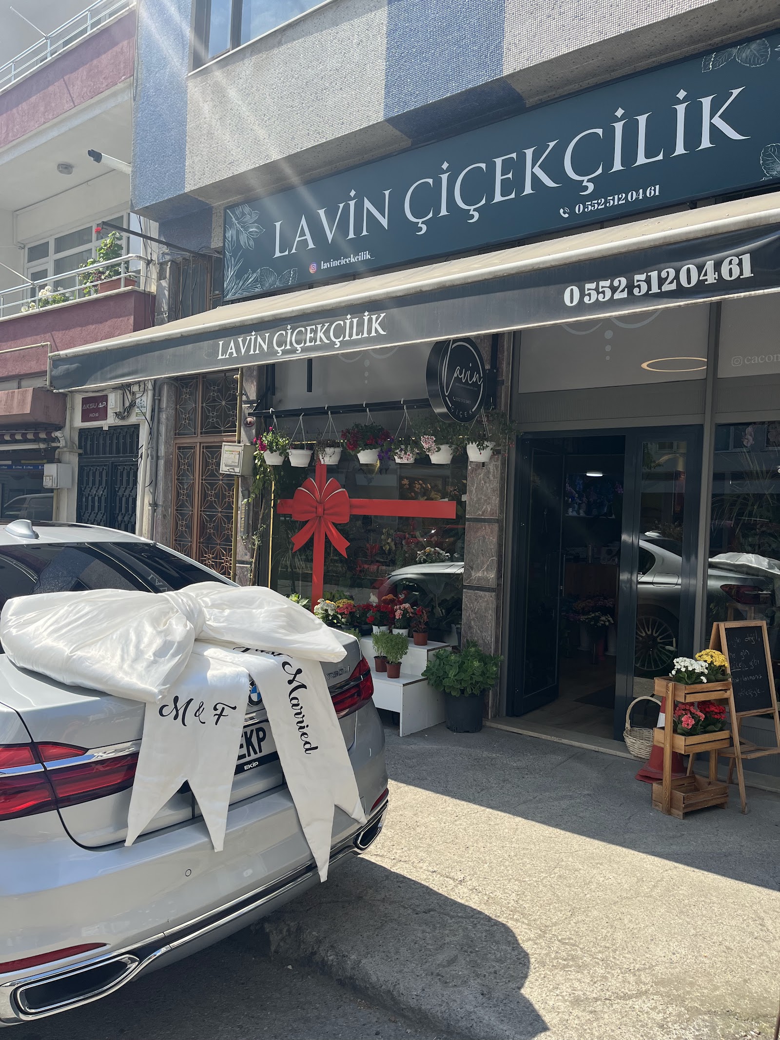 Lavin Çiçekçilik